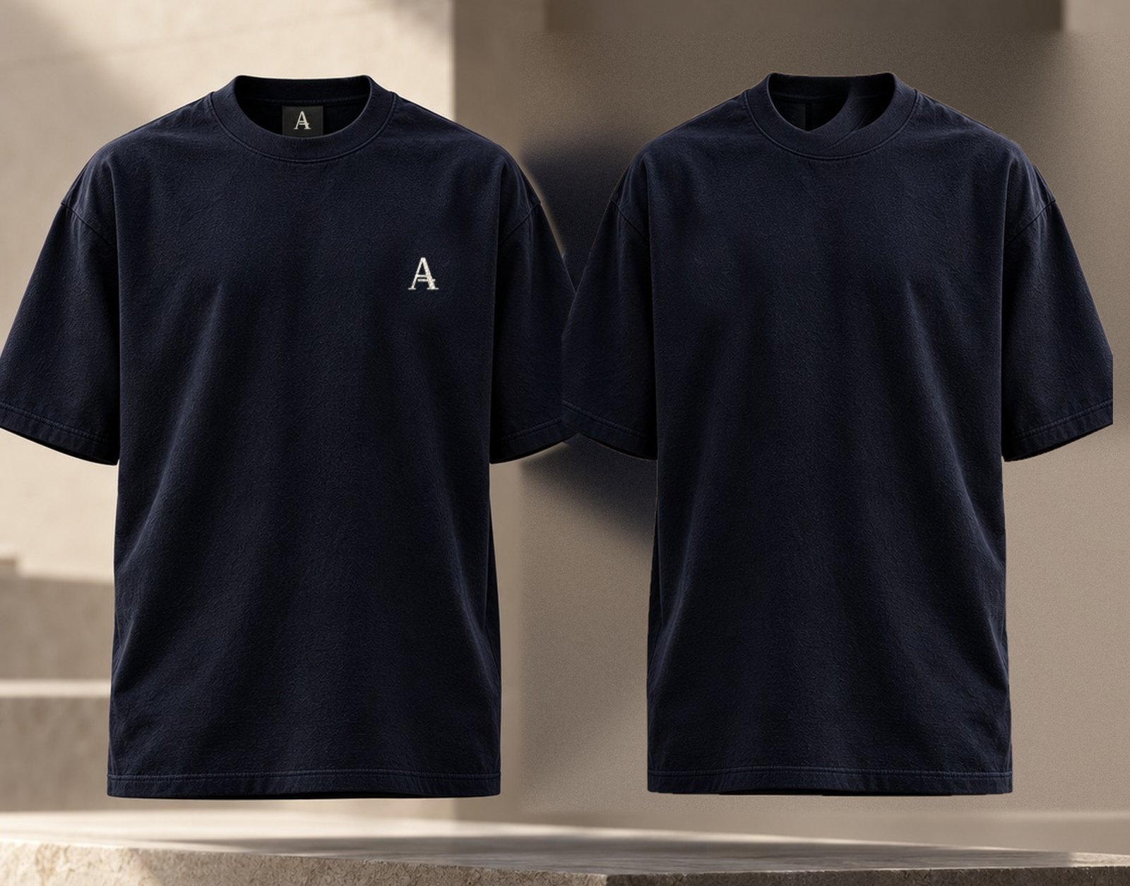 The Premium Tee · Damen, Deep Navy: Vorderseite / Rückseite